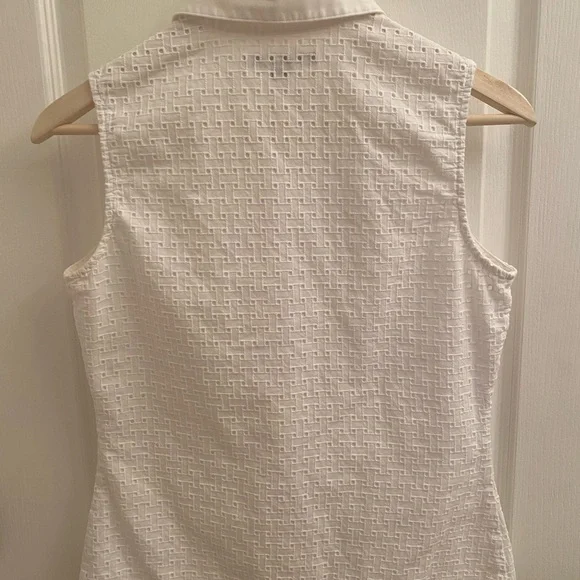 Antonio Melani White Sleeveless Top - Picture 2 of 5